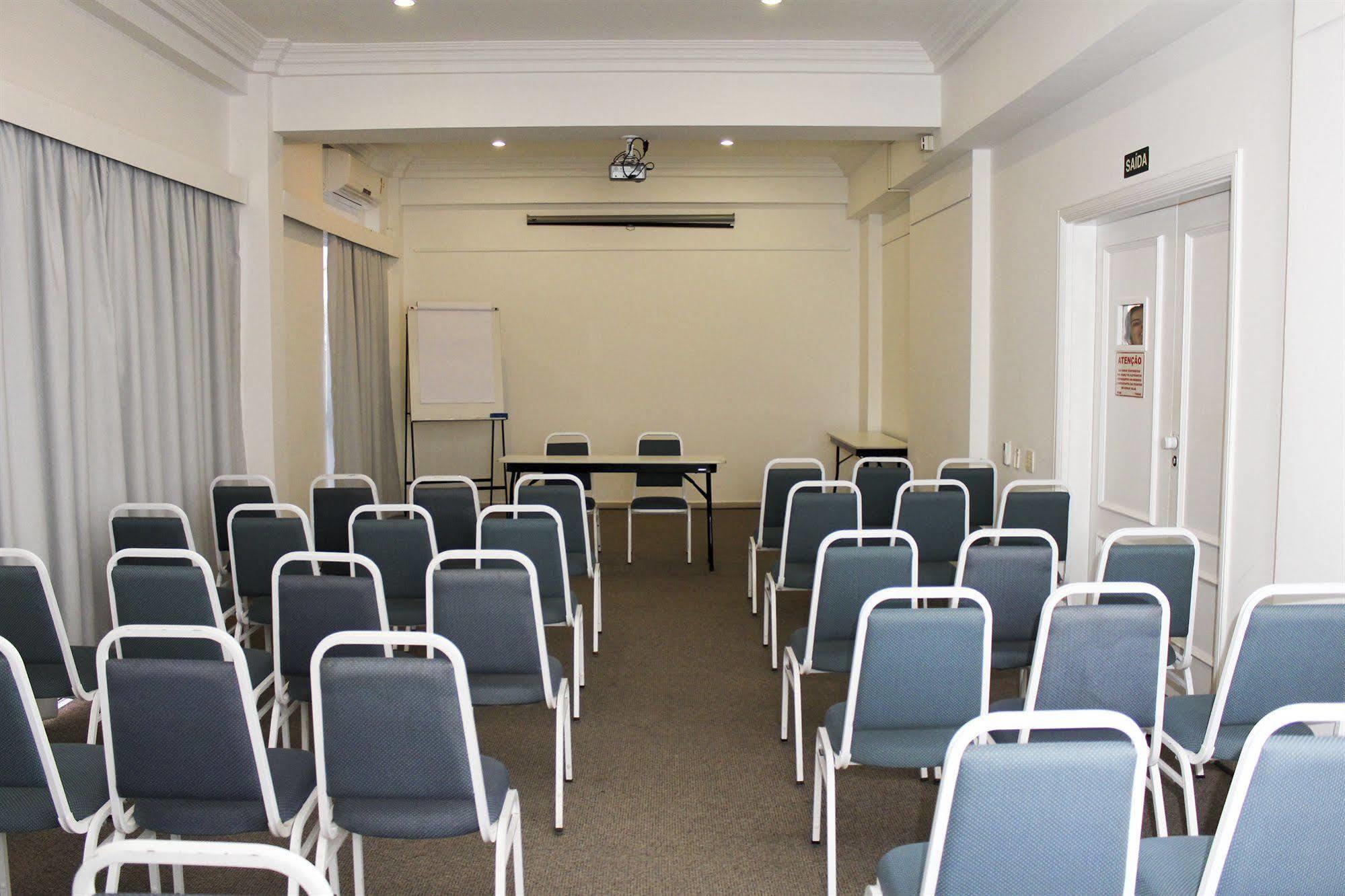 Vitoria Hotel Residence Newport Campinas  Buitenkant foto