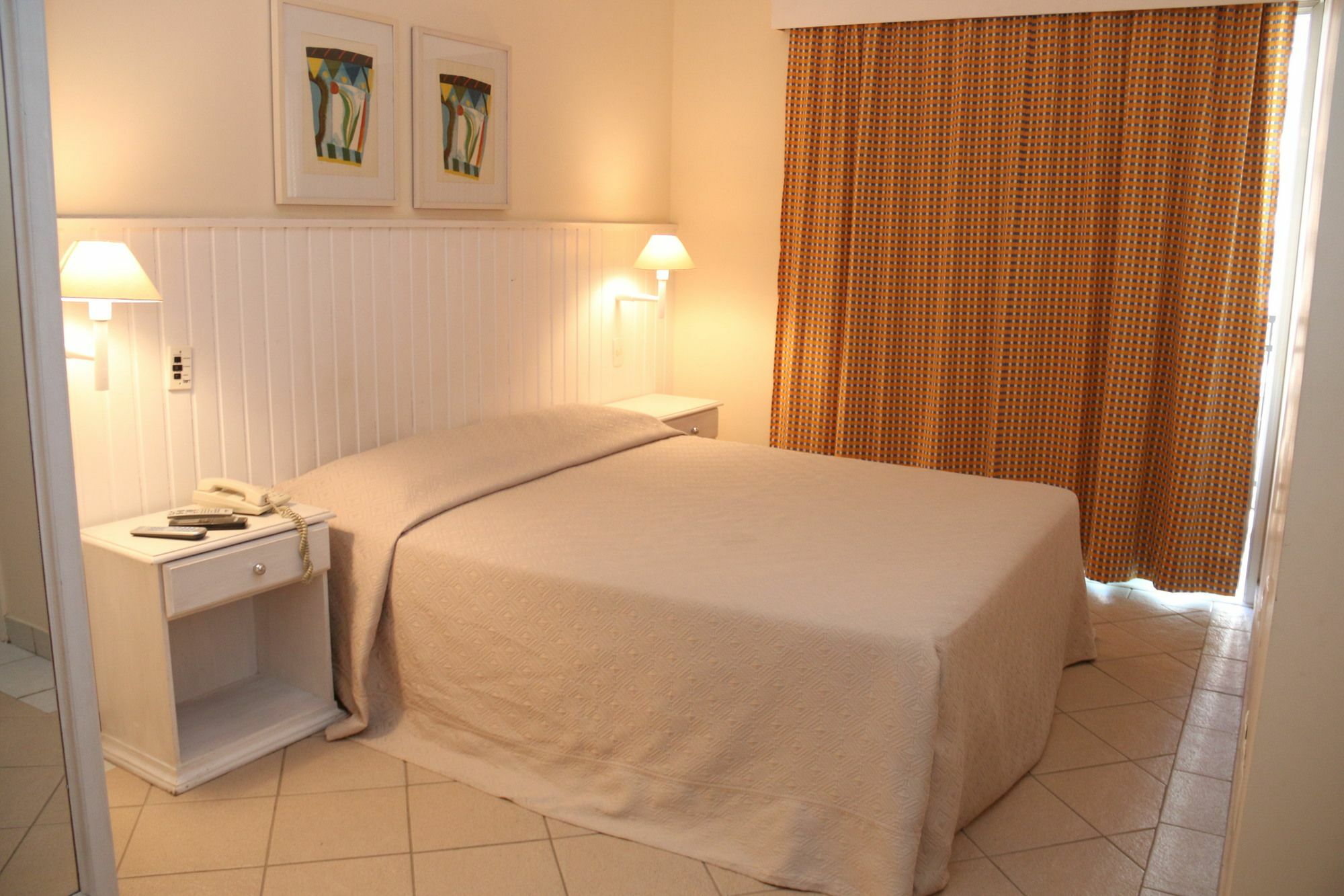 Vitoria Hotel Residence Newport Campinas  Buitenkant foto